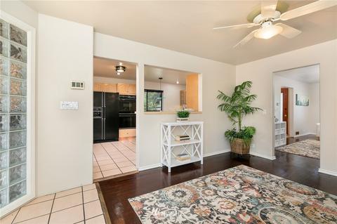 1811 E Thomas St, Seattle, WA 98112 photo 8