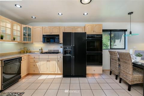 1811 E Thomas St, Seattle, WA 98112 photo 10