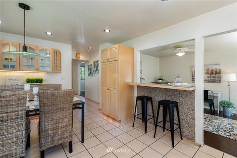 1811 E Thomas St, Seattle, WA 98112 photo 12