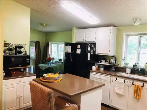 28214 E 13th Ave, Roy, WA 98580 photo 7
