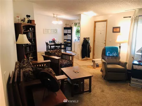 28214 E 13th Ave, Roy, WA 98580 photo 4