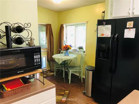 28214 E 13th Ave, Roy, WA 98580 photo 9