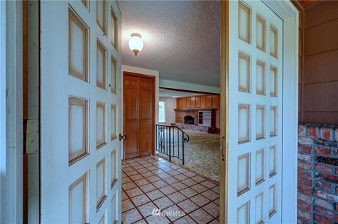 1929 Gossard St, Enumclaw, WA 98022 photo 11