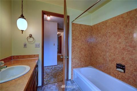 1929 Gossard St, Enumclaw, WA 98022 photo 22