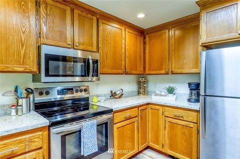 391 Emerald Lake Dr E, Grapeview, WA 98546 photo 9