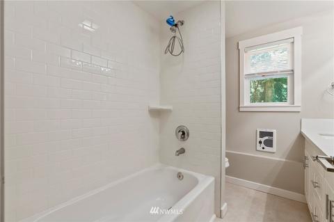 20917 W Richmond Rd, Bothell, WA 98021 photo 17