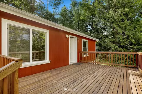 6752 Goodwin Rd, Everson, WA 98247 photo 3