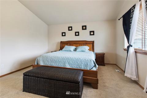 214 Michell Ln NE, Orting, WA 98360 photo 17