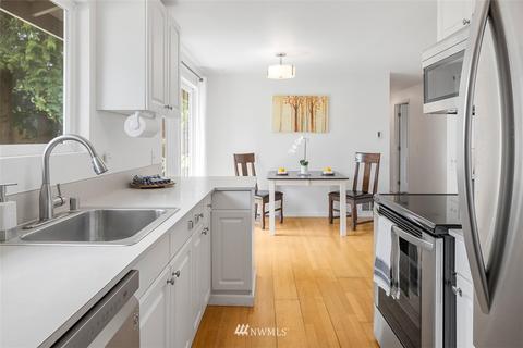 7724 Easy St, Everett, WA 98203 photo 9