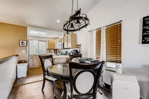 18510 12th Avenue Ct E, Spanaway, WA 98387 photo 11
