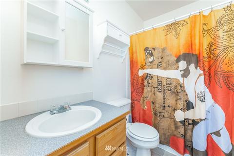 332 E Prospect St, Chelan, WA 98816 photo 9