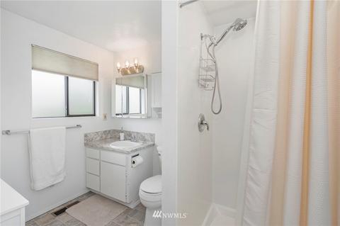 8712 Olympic View Dr, Edmonds, WA 98026 photo 19