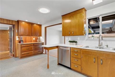 6221 Spring St, Everett, WA 98203 photo 25