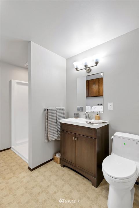 6221 Spring St, Everett, WA 98203 photo 32