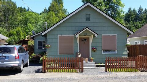 808 SE Front St, Winlock, WA 98596 photo 1