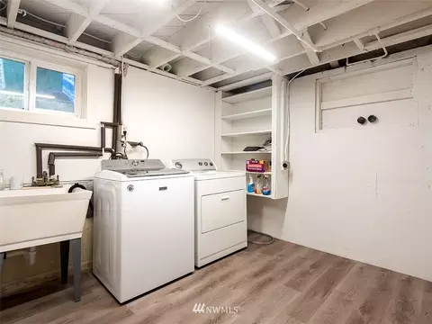 8827 15th Ave NE, Seattle, WA 98115 photo 31