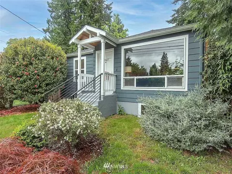8827 15th Ave NE, Seattle, WA 98115 photo 30