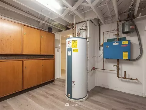 8827 15th Ave NE, Seattle, WA 98115 photo 32