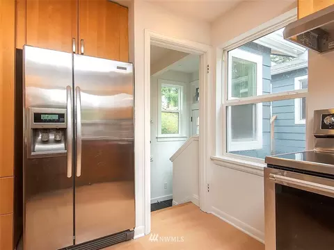 8827 15th Ave NE, Seattle, WA 98115 photo 11