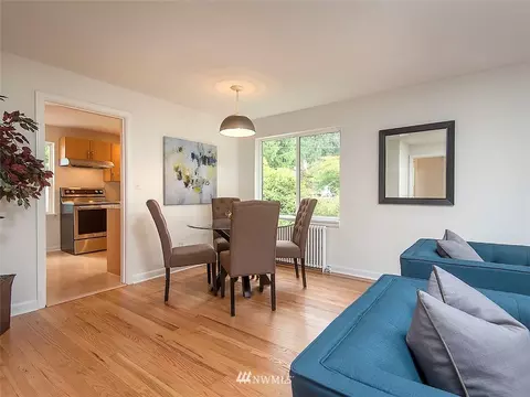 8827 15th Ave NE, Seattle, WA 98115 photo 8