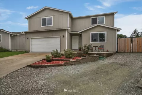 606 190th St E, Spanaway, WA 98387 photo 1