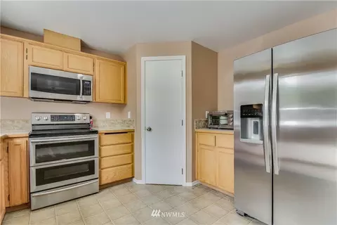 606 190th St E, Spanaway, WA 98387 photo 6