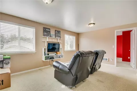 606 190th St E, Spanaway, WA 98387 photo 14