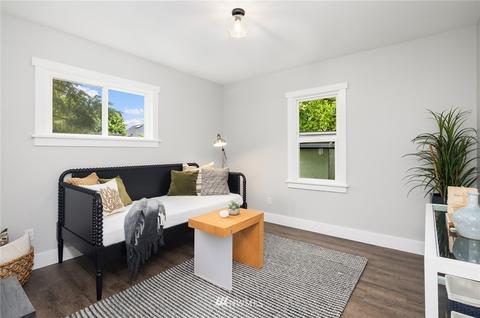 910 N 78th St, Seattle, WA 98103 photo 15
