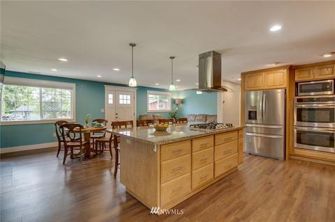 17403 Gravenstein Rd, Bothell, WA 98012 photo 5
