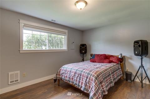 17403 Gravenstein Rd, Bothell, WA 98012 photo 15
