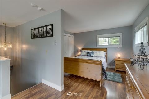 17403 Gravenstein Rd, Bothell, WA 98012 photo 11