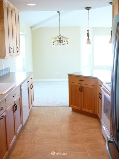 922 Camden Ct, Sequim, WA 98382 photo 4