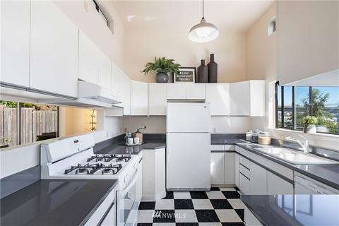 2525 Boyer Ave E, Seattle, WA 98102 photo 7