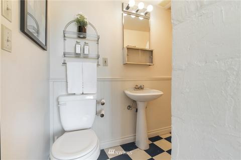 2525 Boyer Ave E, Seattle, WA 98102 photo 16