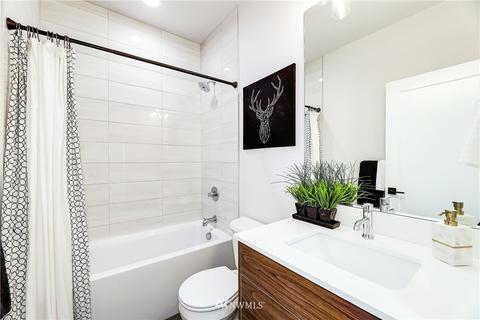 2838 E Spring St, Seattle, WA 98122 photo 12