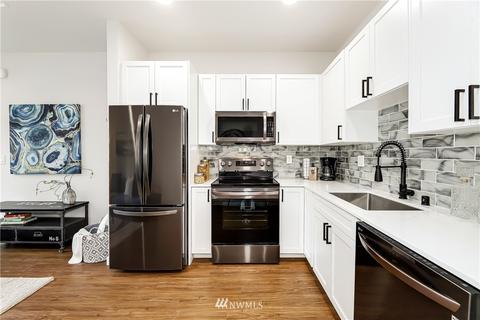 2838 E Spring St, Seattle, WA 98122 photo 8
