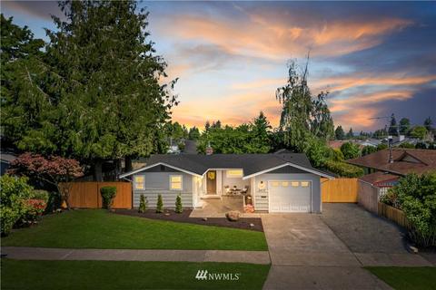 2425 Paramount Dr, Enumclaw, WA 98022 photo 1