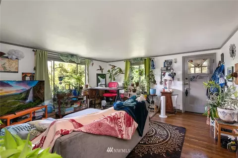 1823 Broadway E, Seattle, WA 98102 photo 4
