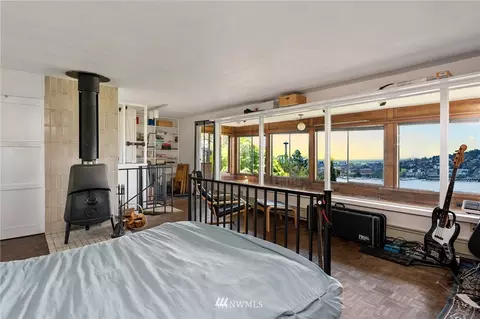 1823 Broadway E, Seattle, WA 98102 photo 12