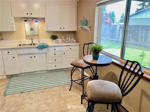 19301 Crescent Dr E, Spanaway, WA 98387 photo 15
