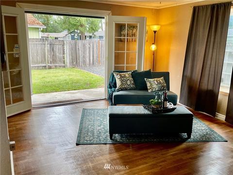 19301 Crescent Dr E, Spanaway, WA 98387 photo 10