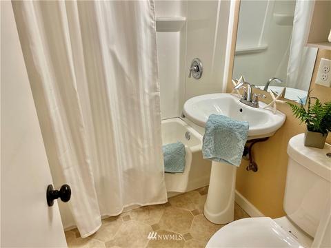 19301 Crescent Dr E, Spanaway, WA 98387 photo 21