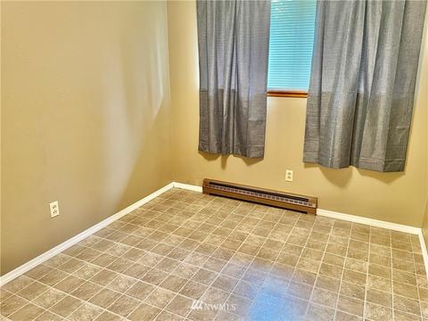 19301 Crescent Dr E, Spanaway, WA 98387 photo 24