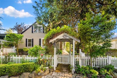 948 Cedar St, Edmonds, WA 98020 photo 1
