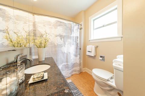 504 N 68th St, Seattle, WA 98103 photo 22