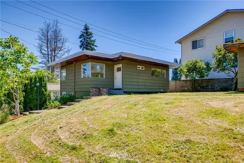 2010 60th St SE, Everett, WA 98203 photo 4