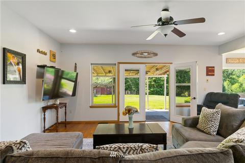 370 E Wilson Way, Grapeview, WA 98546 photo 6