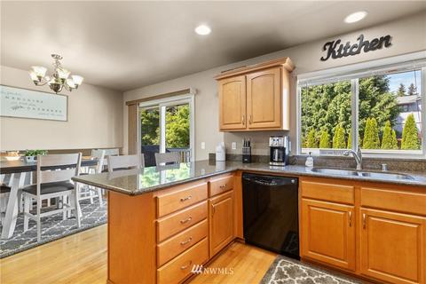 9112 W Mall Dr, Everett, WA 98208 photo 10