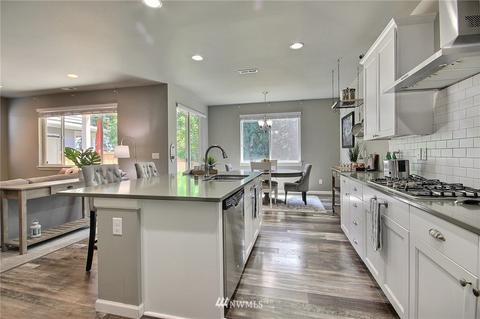 306 182nd St SE, Bothell, WA 98012 photo 8