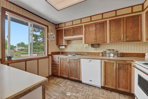 767 Warner Ave E, Enumclaw, WA 98022 photo 11